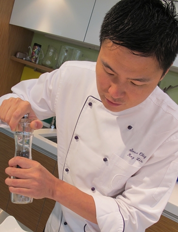 > 台湾厨师老师